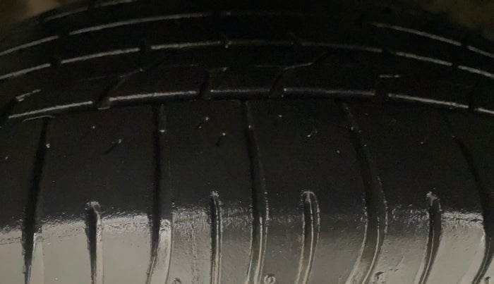 2019 KIA SELTOS HTK PLUS 1.5, Petrol, Manual, 93,193 km, Left Front Tyre Tread