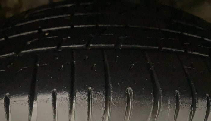 2019 KIA SELTOS HTK PLUS 1.5, Petrol, Manual, 93,193 km, Right Front Tyre Tread