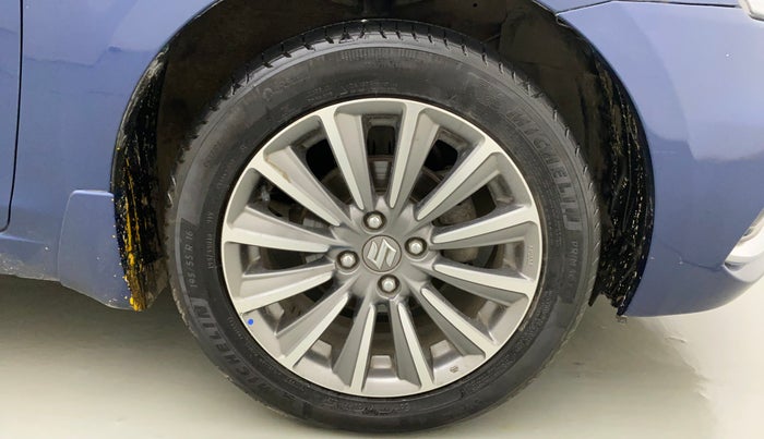 2018 Maruti Ciaz ALPHA 1.5 SHVS PETROL, Petrol, Manual, 75,831 km, Right Front Wheel