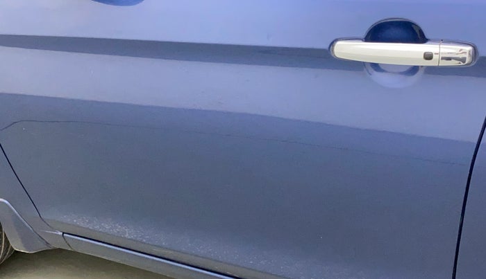 2018 Maruti Ciaz ALPHA 1.5 SHVS PETROL, Petrol, Manual, 75,831 km, Front passenger door - Slightly dented