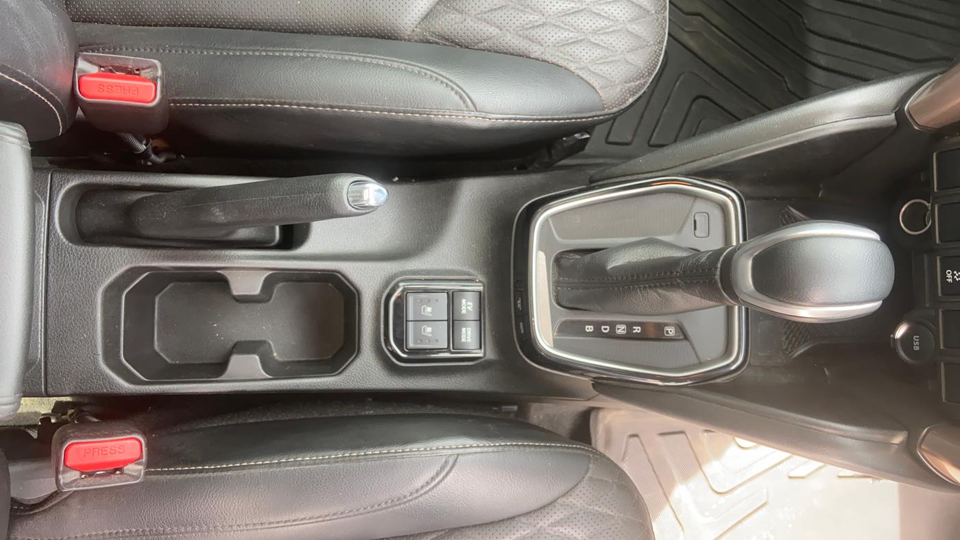 2023 Maruti Grand Vitara ALPHA PLUS HYBRID ECVT, Hybrid, Automatic, 1,08,734 km, Gear Lever