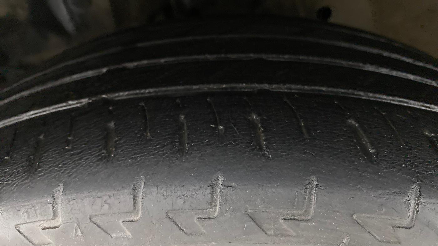 2018 Honda WR-V 1.5 i-DTEC VX MT, Diesel, Manual, 37,705 km, Left Front Tyre Tread