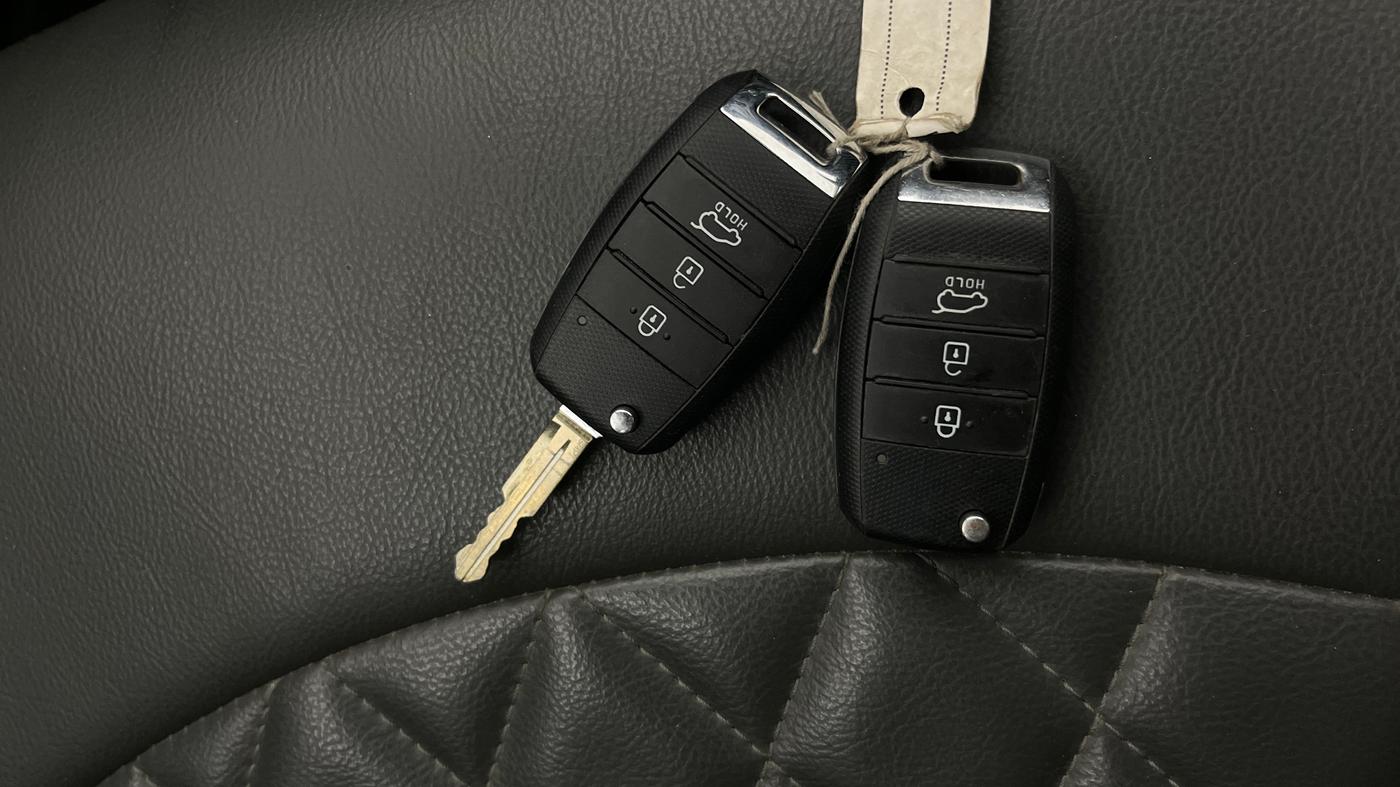 2020 KIA SELTOS HTE 1.5 PETROL, Petrol, Manual, 39,402 km, Key Close Up