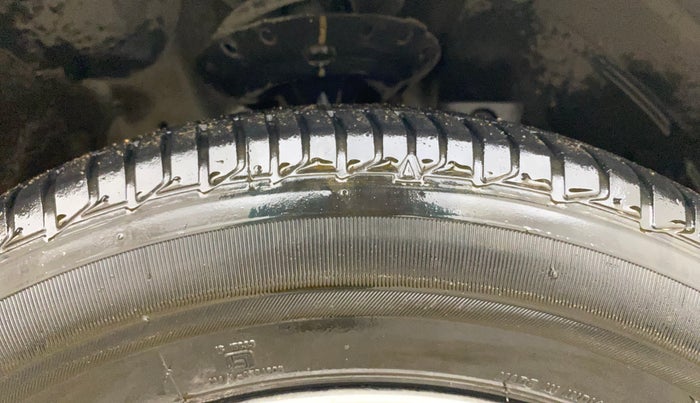 2017 Honda Jazz 1.2L I-VTEC V, Petrol, Manual, 44,959 km, Right Front Tyre Tread