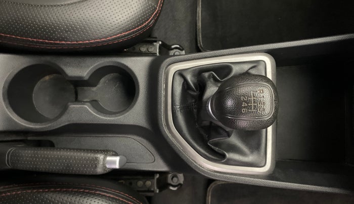 2016 Hyundai Creta E PLUS 1.6 PETROL, Petrol, Manual, 61,202 km, Gear Lever