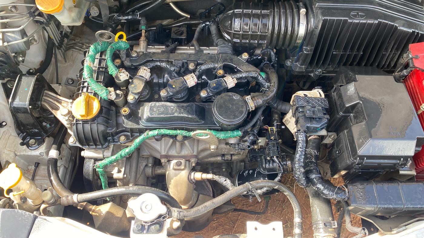 2020 Tata ALTROZ XM PETROL, Petrol, Manual, 1,20,795 km, Engine View