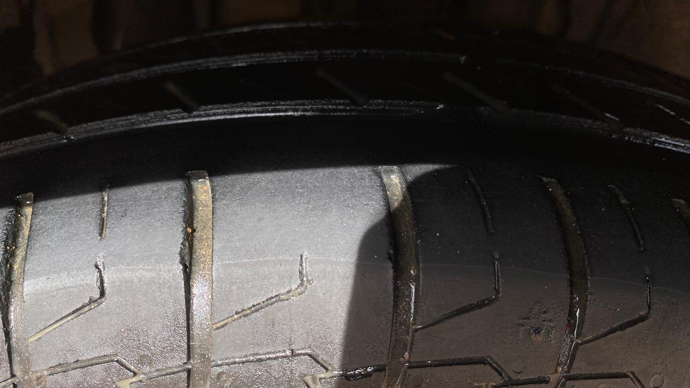 2020 Tata ALTROZ XM PETROL, Petrol, Manual, 1,20,795 km, Right Front Tyre Tread