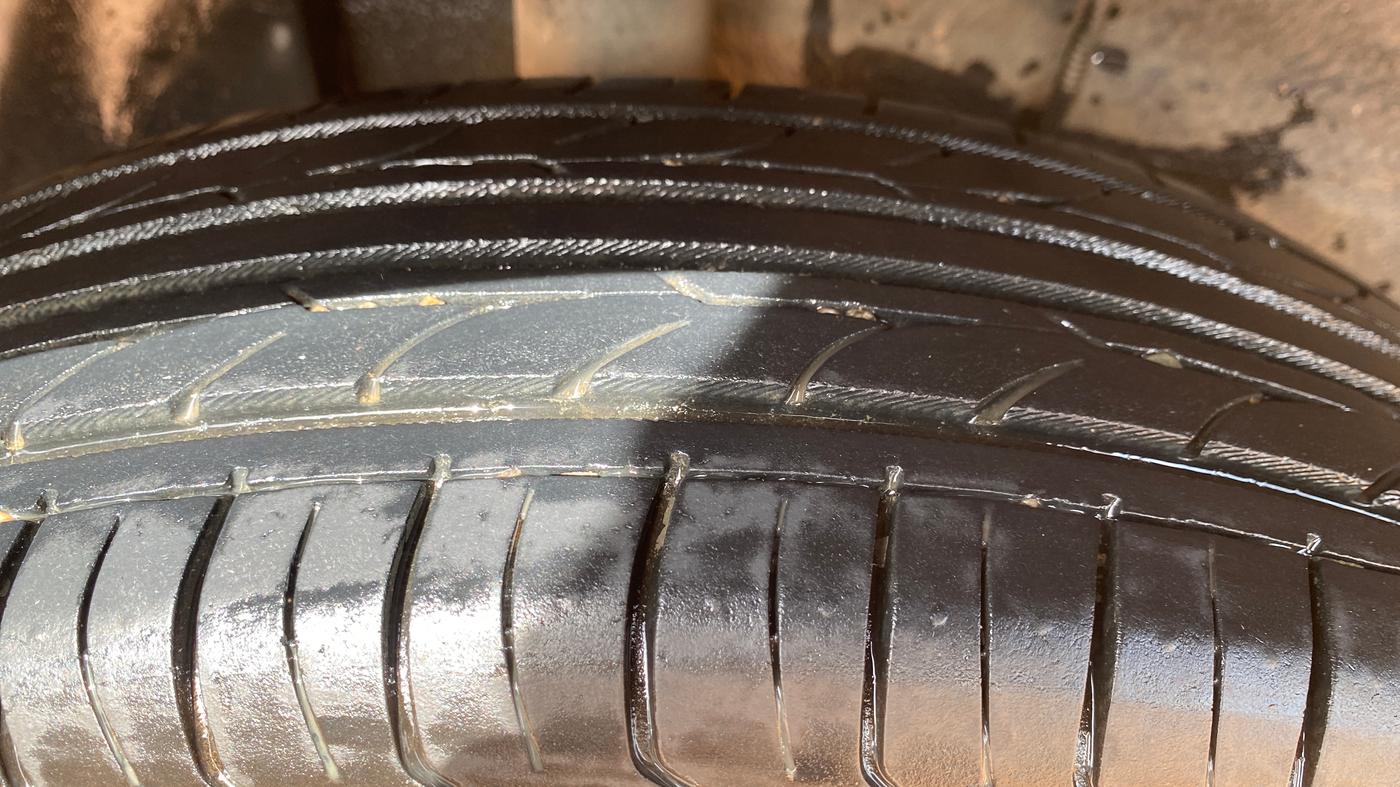 2020 Tata ALTROZ XM PETROL, Petrol, Manual, 1,20,795 km, Right Rear Tyre Tread