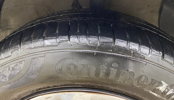 2016 Hyundai Grand i10 SPORTZ 1.2 KAPPA VTVT, Petrol, Manual, 73,693 km, Right Front Tyre Tread