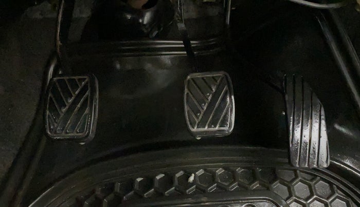 2010 Maruti Wagon R 1.0 LXI, Petrol, Manual, 67,394 km, Pedals