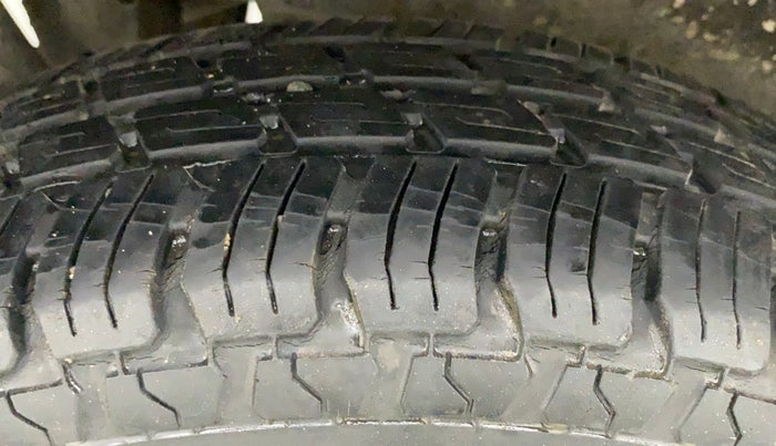 2010 Maruti Wagon R 1.0 LXI, Petrol, Manual, 67,394 km, Right Rear Tyre Tread