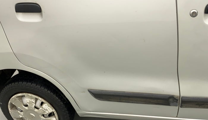 2010 Maruti Wagon R 1.0 LXI, Petrol, Manual, 67,394 km, Right rear door - Minor scratches