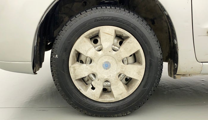 2010 Maruti Wagon R 1.0 LXI, Petrol, Manual, 67,394 km, Left Front Wheel