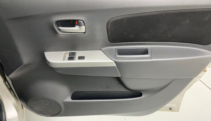 2010 Maruti Wagon R 1.0 LXI, Petrol, Manual, 67,394 km, Driver Side Door Panels Control