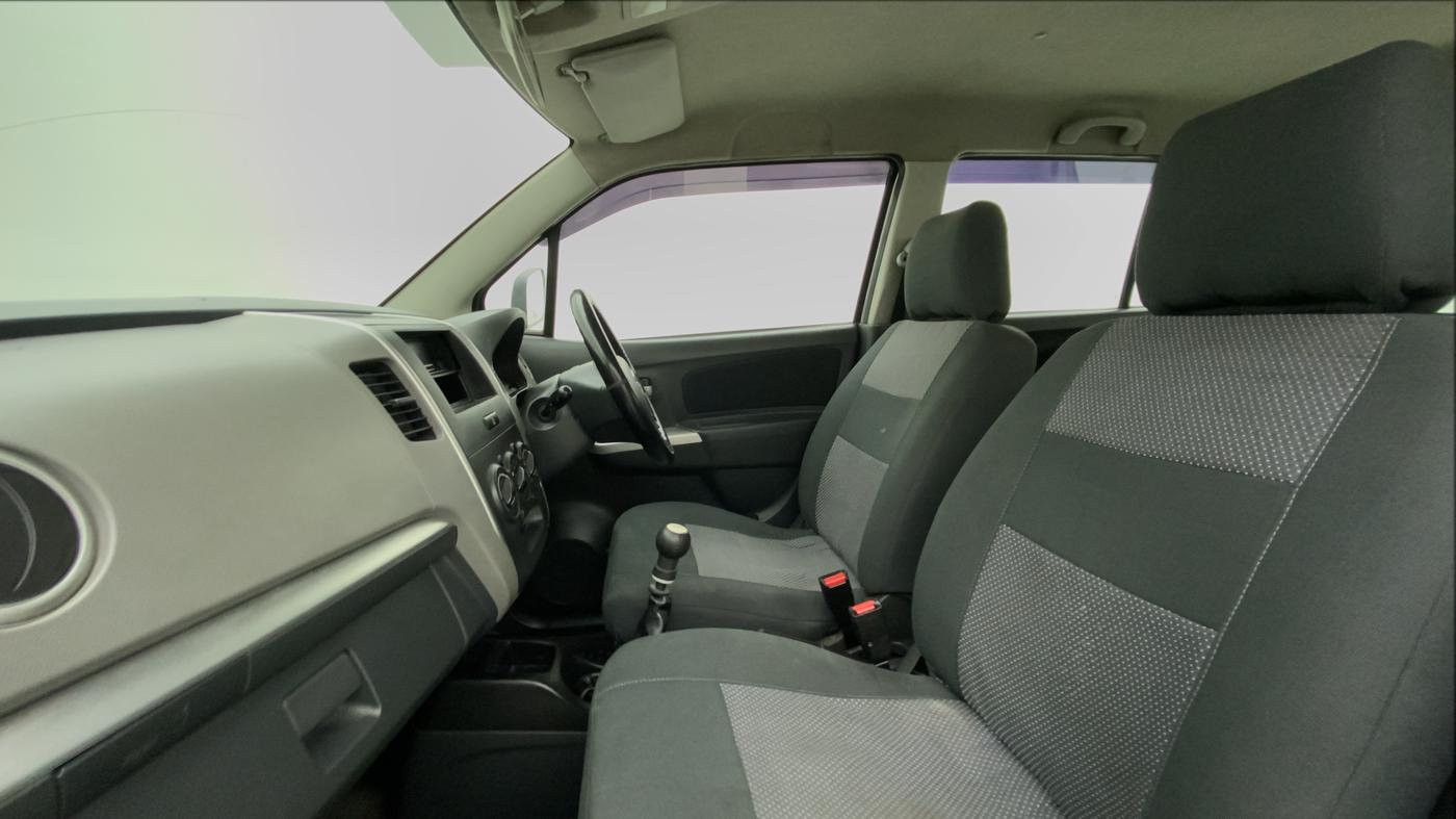 2010 Maruti Wagon R 1.0 LXI, Petrol, Manual, 67,394 km, Right Side Front Door Cabin