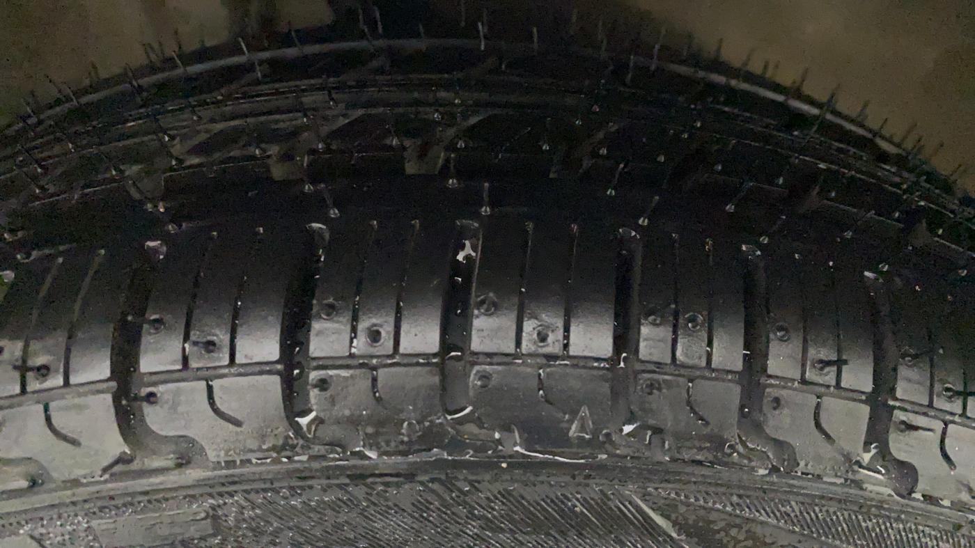 2010 Maruti Alto K10 VXI, Petrol, Manual, 55,500 km, Right Front Tyre Tread