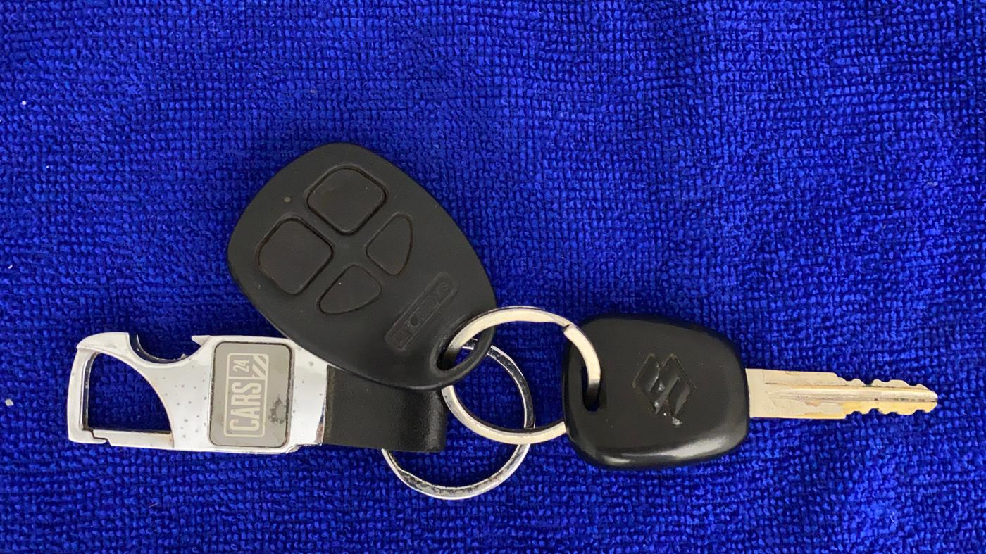 2010 Maruti Alto K10 VXI, Petrol, Manual, 55,500 km, Key Close Up