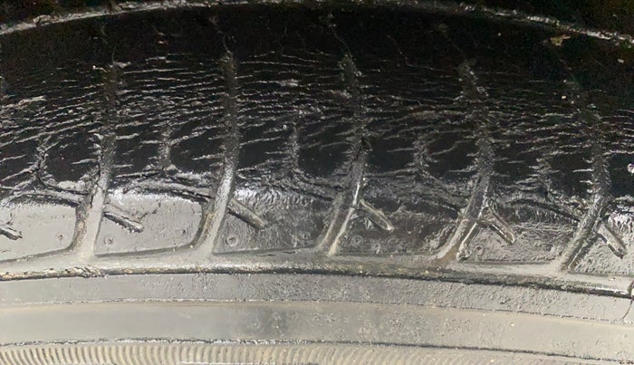 2016 Maruti Celerio VXI AMT, Petrol, Automatic, 55,781 km, Left Front Tyre Tread