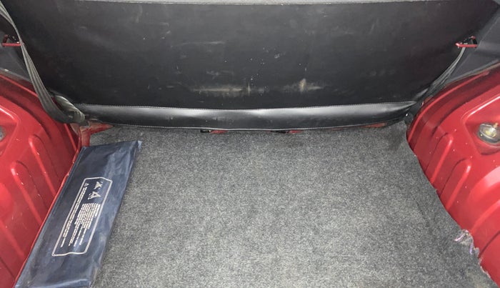 2016 Renault Kwid RXT 0.8, Petrol, Manual, 68,270 km, Boot Inside