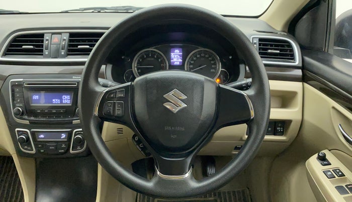 2015 Maruti Ciaz ZXI, Petrol, Manual, 48,058 km, Steering Wheel Close Up