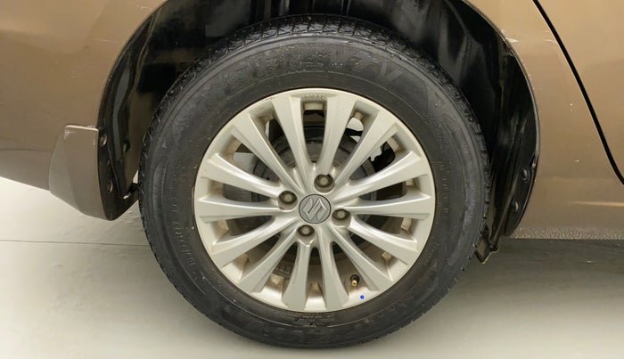 2015 Maruti Ciaz ZXI, Petrol, Manual, 48,058 km, Right Rear Wheel