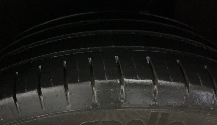 2019 Maruti Baleno ALPHA PETROL 1.2, Petrol, Manual, 33,117 km, Left Rear Tyre Tread