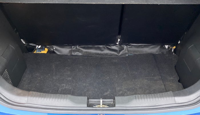 2018 Maruti IGNIS ZETA 1.3 AMT DUAL TONE, Diesel, Automatic, 12,270 km, Boot Inside