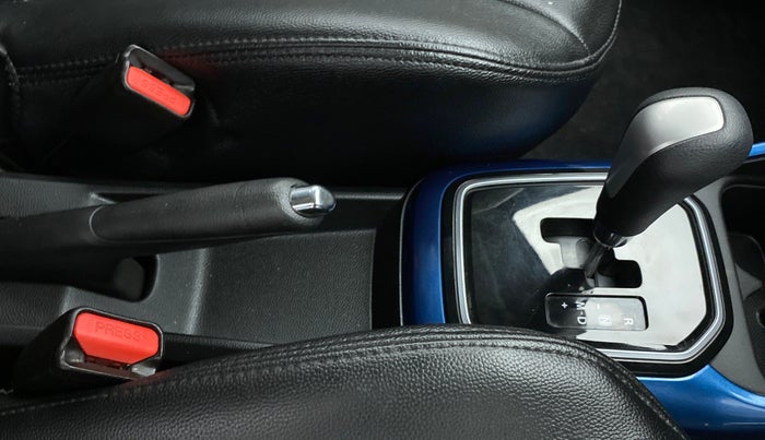 2018 Maruti IGNIS ZETA 1.3 AMT DUAL TONE, Diesel, Automatic, 12,270 km, Gear Lever