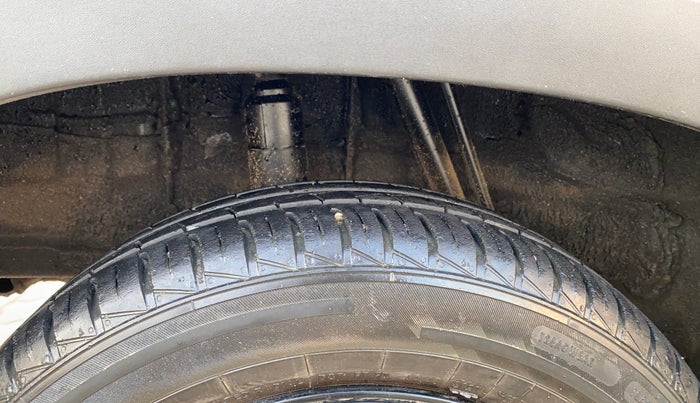 2021 Renault Kwid CLIMBER 1.0 AMT (O), Petrol, Automatic, 20,408 km, Right Rear Tyre Tread