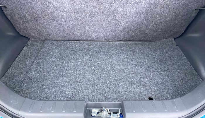 2019 Maruti Alto 800 LXI, Petrol, Manual, 1,368 km, Boot Inside