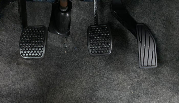 2019 Maruti Alto 800 LXI, Petrol, Manual, 1,368 km, Pedals