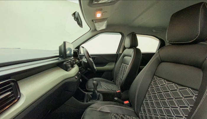 2023 Tata PUNCH ADVENTURE MT, Petrol, Manual, 10,247 km, Right Side Front Door Cabin