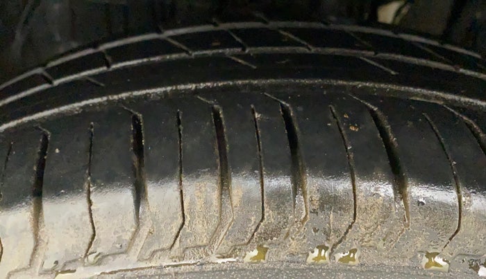 2023 Tata PUNCH ADVENTURE MT, Petrol, Manual, 10,247 km, Left Front Tyre Tread