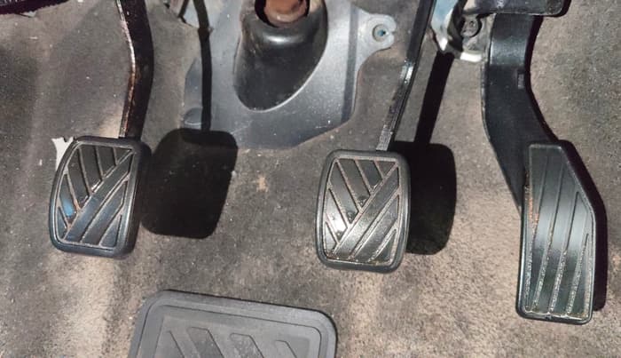 2018 Maruti IGNIS ZETA 1.2, Petrol, Manual, 70,625 km, Pedals