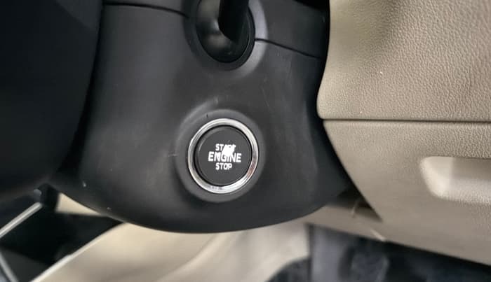2022 Skoda SLAVIA AMBITION 1.0L TSI MT, Petrol, Manual, 35,731 km, Keyless Start/ Stop Button