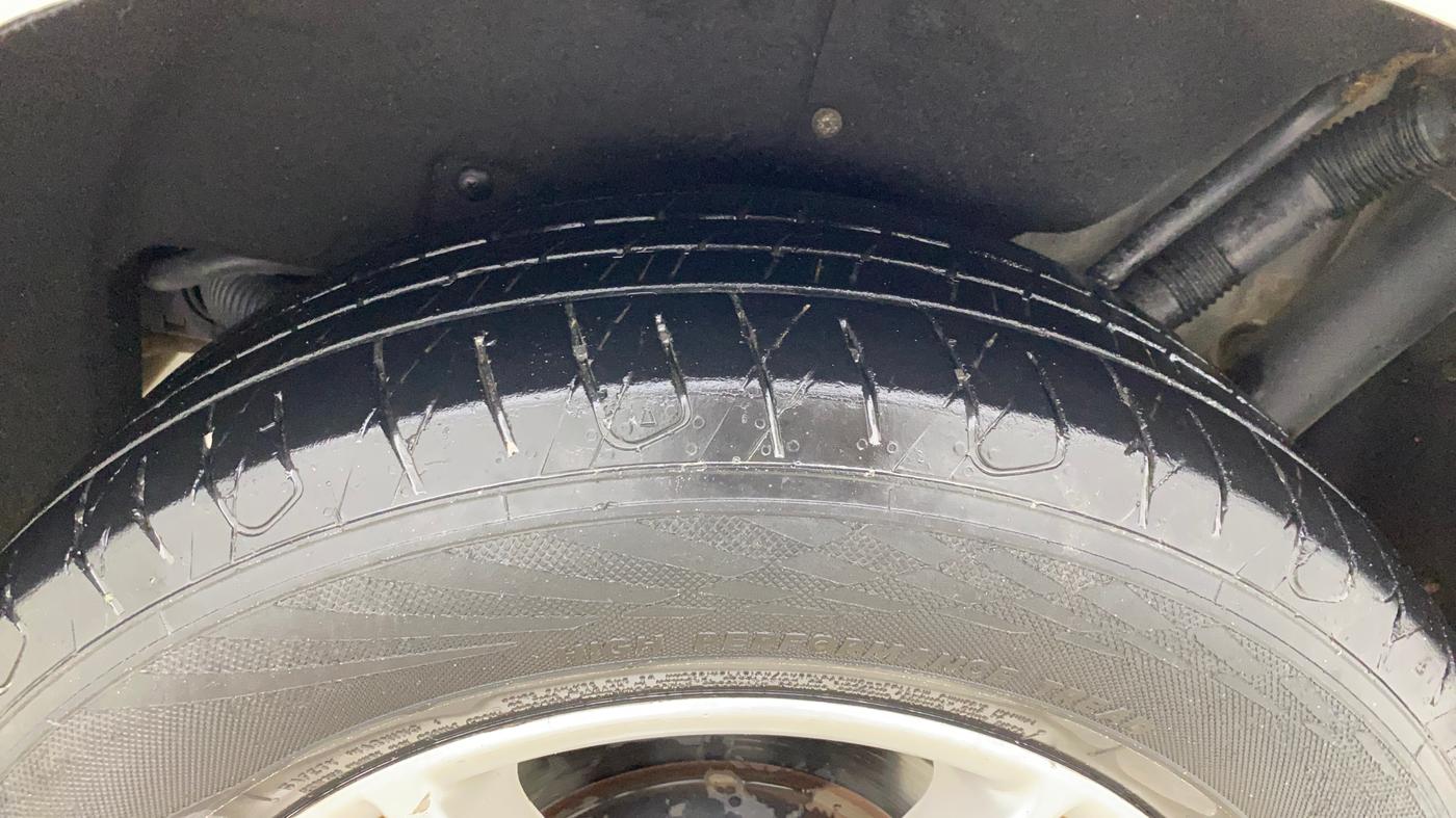 2018 Mahindra MARAZZO M6 8 STR, Diesel, Manual, 1,44,295 km, Left Rear Tyre Tread