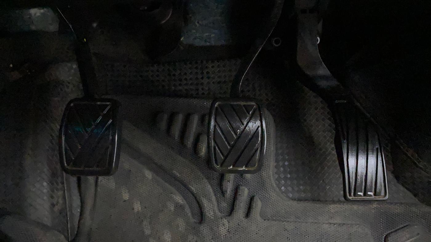 2022 Maruti BREZZA ZXI SMART HYBRID , Petrol, Manual, 66,111 km, Pedals