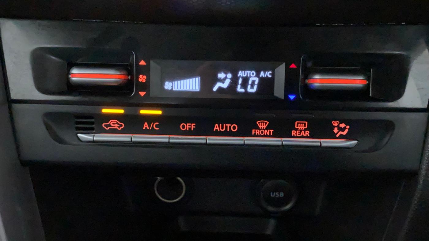 2022 Maruti BREZZA ZXI SMART HYBRID , Petrol, Manual, 66,111 km, Automatic Climate Control