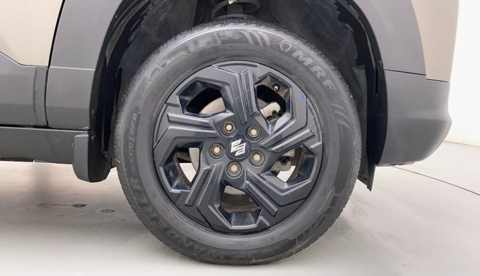 2022 Maruti BREZZA ZXI SMART HYBRID , Petrol, Manual, 66,111 km, Right Front Wheel