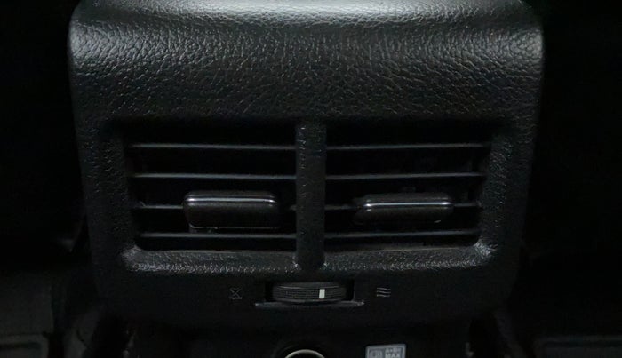 2022 Maruti BREZZA ZXI SMART HYBRID , Petrol, Manual, 66,111 km, Rear AC Vents