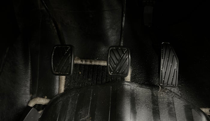 2021 Maruti Swift VXI, Petrol, Manual, 23,811 km, Pedals