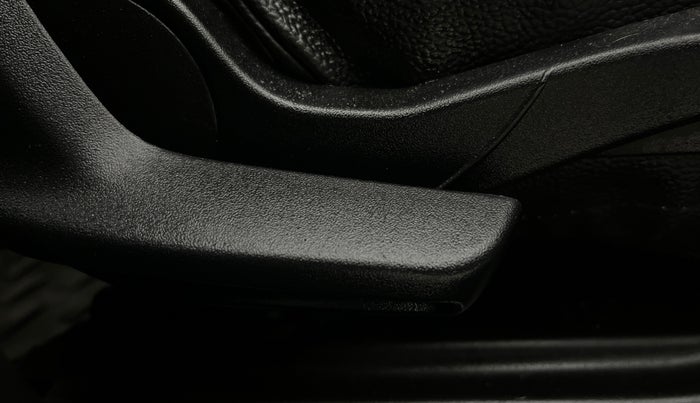 2021 Maruti Swift VXI, Petrol, Manual, 23,811 km, Driver Side Adjustment Panel