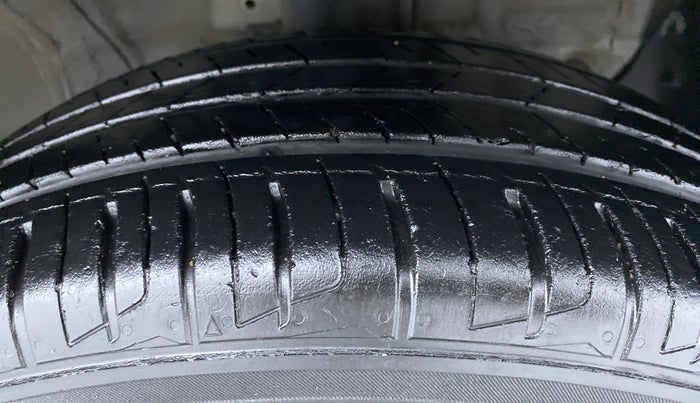 2020 Hyundai Creta 1.5 EX Petrol MT, Petrol, Manual, 14,114 km, Right Front Tyre Tread