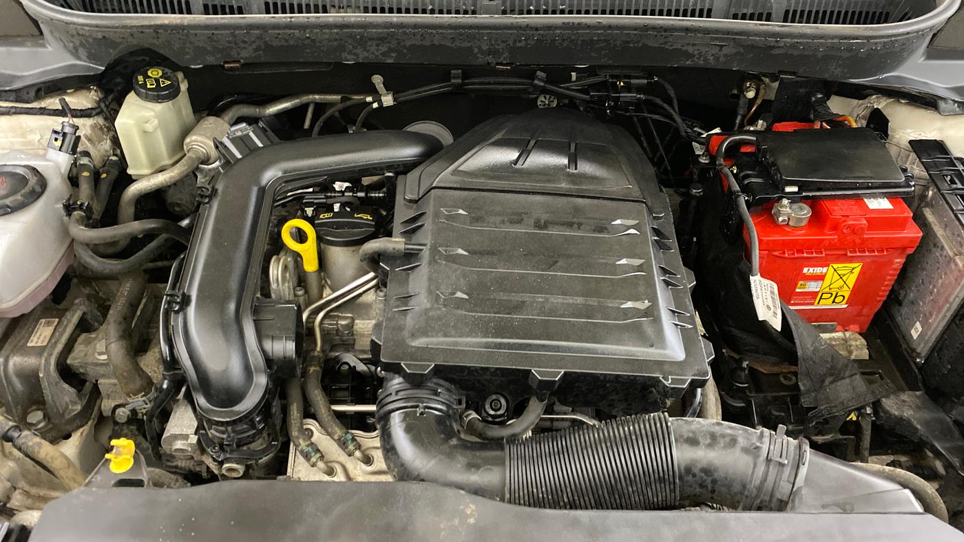 2021 Skoda KUSHAQ STYLE 1.0L TSI AT, Petrol, Automatic, 28,906 km, Engine View