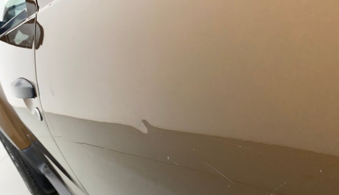 2014 Renault Duster 85 PS RXL PLUS DIESEL, Diesel, Manual, 1,10,526 km, Rear left door - Slightly dented