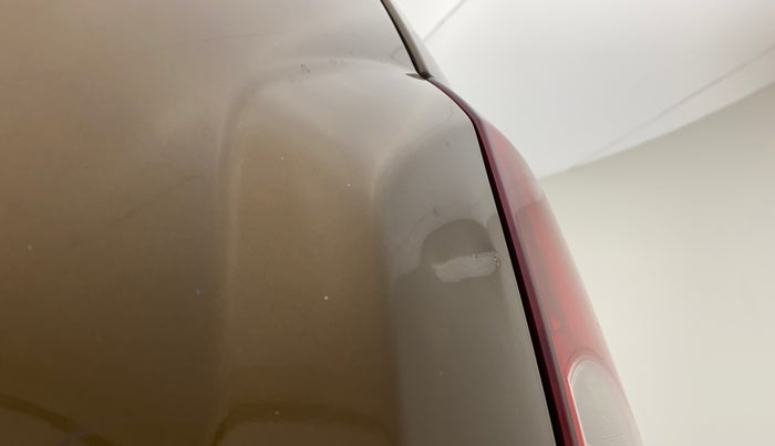 2014 Renault Duster 85 PS RXL PLUS DIESEL, Diesel, Manual, 1,10,526 km, Dicky (Boot door) - Slightly dented