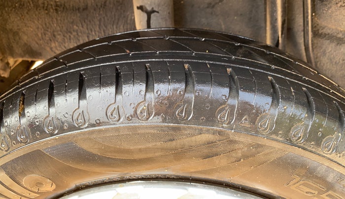 2021 Datsun Redi Go T, Petrol, Manual, 38,975 km, Right Rear Tyre Tread