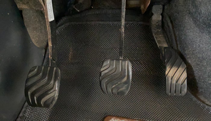 2021 Datsun Redi Go T, Petrol, Manual, 38,975 km, Pedals