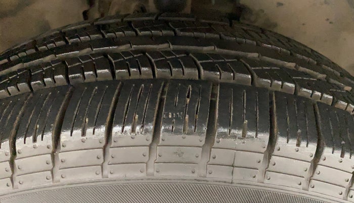2020 Tata Harrier XZA PLUS 2.0L, Diesel, Automatic, 68,859 km, Right Front Tyre Tread
