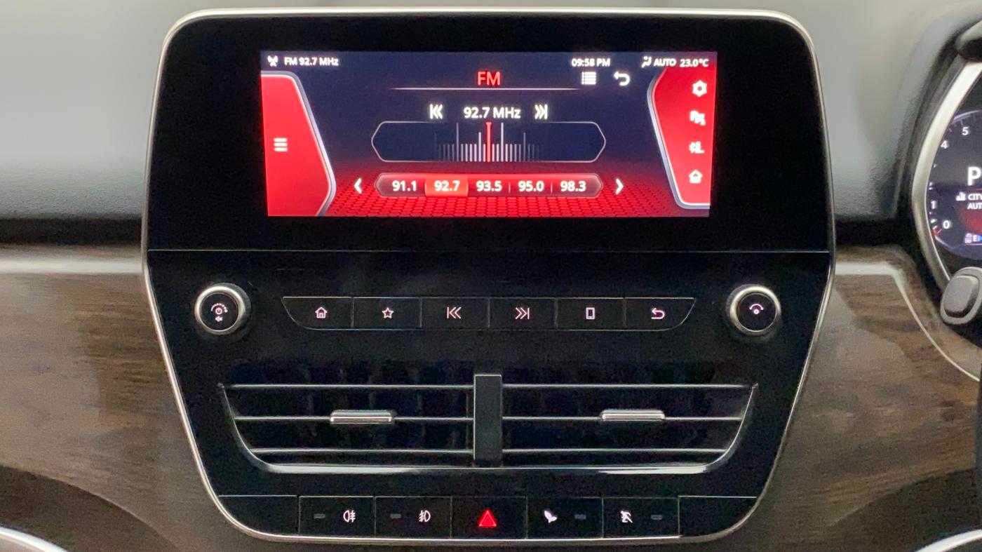 2020 Tata Harrier XZA PLUS 2.0L, Diesel, Automatic, 68,859 km, Infotainment System